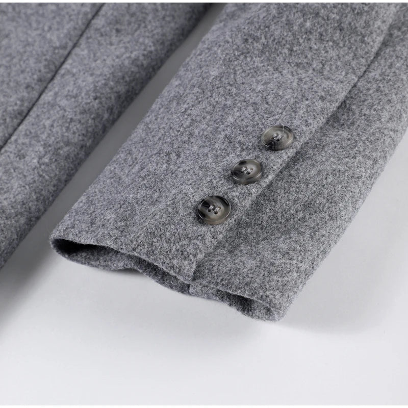 Eleganter Mantel aus Wolle